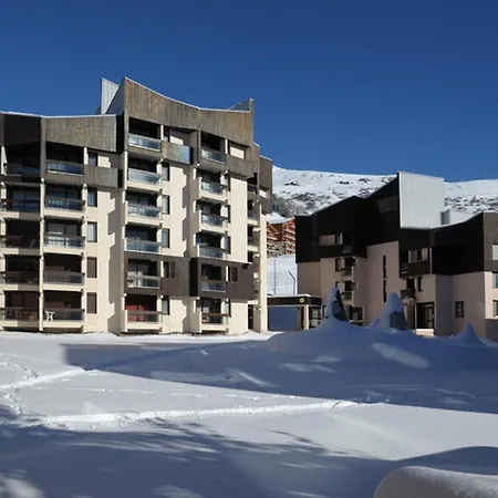 Cosy Aux Menuires Avec Balcon Et Acces Wifi - Fr-1-344-978 *